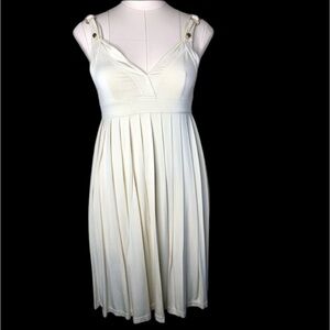 Nikka sleeveless pleated midi dress